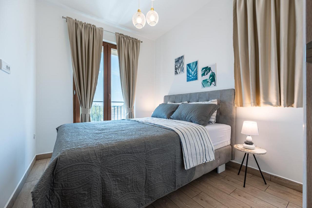 Niki Apartments Przno Sveti Stefan Extérieur photo